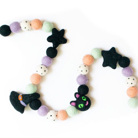 BEWITCHED FELT BALL GARLAND